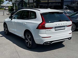 Volvo  T4 R Design 2WD Navi SHZ AHK