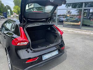 Volvo  T2  Kinetic Navi SHZ 17 Zoll Einparkhilfe